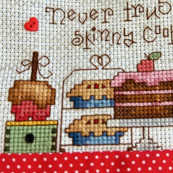 Never Trust A Skinny Cook Handmade Denim Apron NWOT Get Ready For Barbecue - Picture 13 of 14